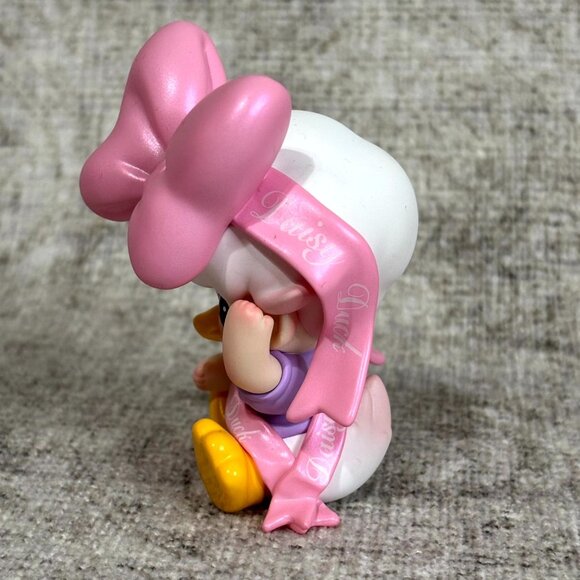 Pop Mart Dimoo World x Disney Series - Daisy's Gift - Picture 4 of 8